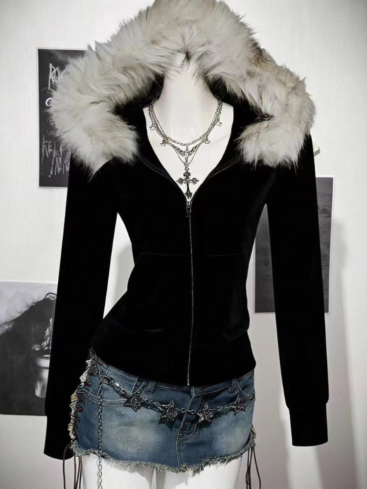 Winter Clothing Pk - 2026 Chaqueta con Capucha y Cuello